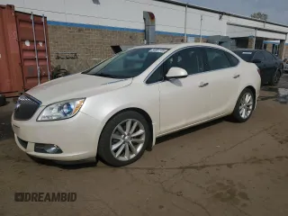 2015 Buick Verano Group z VIN 1G4PS5SK2F4208334, wystawiony jako Copart lot #54661105 z przebiegiem 159 733 mil mil oraz Szkoda całkowita • Salvage title. Historia ofert i sprzedaży dostępna na DreamBid. Obrazek 1.