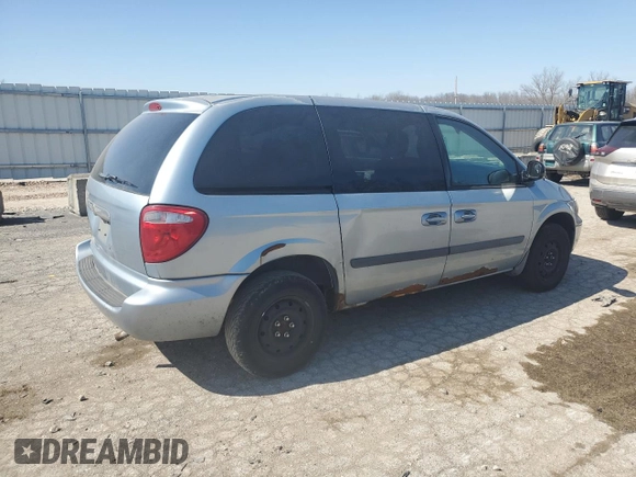 2006 Chrysler Town & Country SWB with VIN 1A4GP45R06B748604, listed as a Copart auction lot 48753575 with 184,256 mi miles and Salvage Title. Bid and sale history available at carsss.com. Image 3.