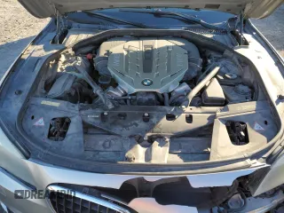 2009 BMW 7 Series 750Li with VIN WBAKB83569CY60521, listed as a Copart auction lot 82050884 with 142,788 mi miles and Salvage Title. Bid and sale history available at DreamBid. Image 13.