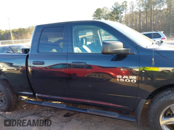 2018 Ram 1500 Express with VIN 1C6RR7FG1JS113902, listed as a IAAI auction lot 41406366 with 97,815 mi miles. Bid and sale history available at carsss.com. Image 13.