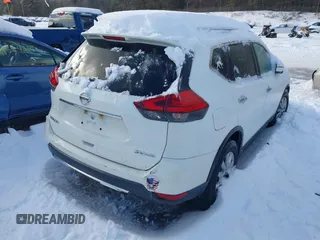 2017 Nissan Rogue S with VIN KNMAT2MV9HP530645, listed as a IAAI auction lot 41544319 with 82,755 mi miles. Bid and sale history available at carsss.com. Image 4.