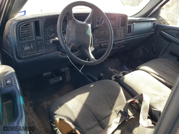 2002 Chevrolet Silverado 1500 LS with VIN 1GCEK14V02Z205165, listed as a Copart auction lot 84061264 with 272,608 mi miles and Salvage Title. Bid and sale history available at carsss.com. Image 8.