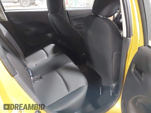 2024 Mitsubishi Mirage ES z VIN ML32AUHJ5RH032972, wystawiony jako IAAI lot #41755304 z przebiegiem 1 055 mil mil oraz . Historia ofert i sprzedaży dostępna na DreamBid. Obrazek 8.