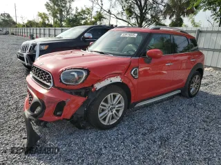 2024 MINI Countryman Cooper S with VIN WMZ53BR05R3S13050, listed as a Copart auction lot 63975045 with 3,537 mi miles and Salvage title. Bid and sale history available at DreamBid. Image 1.