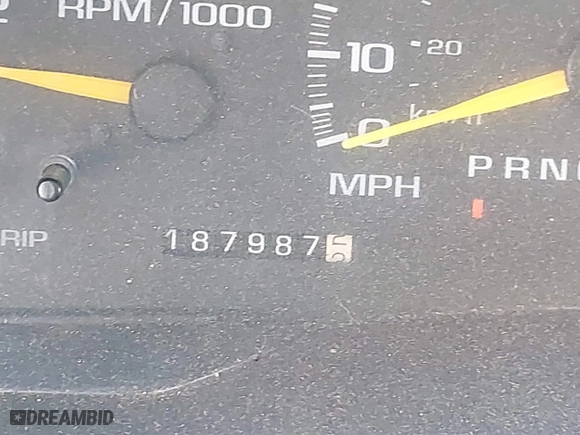 1998 Chevrolet Tahoe with VIN 1GNEK13R9WJ365044, listed as a IAAI auction lot 42042506 with 187,987 mi miles. Bid and sale history available at carsss.com. Image 12.