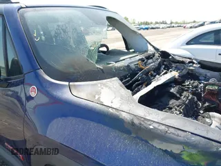 2017 Jeep Renegade Deserthawk z VIN ZACCJBCBXHPE70318, wystawiony jako IAAI lot #41922391 z przebiegiem Nie podano mil oraz . Historia ofert i sprzedaży dostępna na DreamBid. Obrazek 15.
