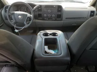 2011 Chevrolet Silverado 1500 Work Truck with VIN 1GCRCPEA0BZ298475, listed as a Copart auction lot 48867515 with 132,119 mi miles and Salvage Title. Bid and sale history available at DreamBid. Image 8.