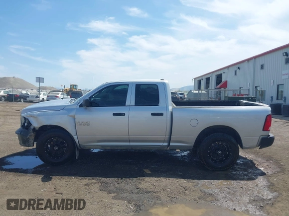 2017 Ram 1500 ST z VIN 1C6RR7FG9HS642427, wystawiony jako IAAI lot #42386533 z przebiegiem 101 290 mil mil oraz . Historia ofert i sprzedaży dostępna na DreamBid. Obrazek 15.