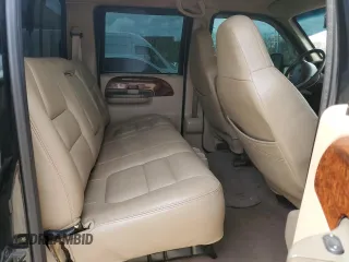2001 Ford F-350 XL with VIN 1FTWW32F01EA68170, listed as a Copart auction lot 53516435 with 302,516 mi miles and Salvage title. Bid and sale history available at DreamBid. Image 10.