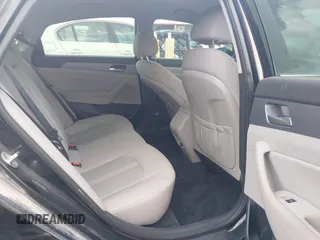 2018 Hyundai Sonata Sport with VIN 5NPE34AF4JH604405, listed as a IAAI auction lot 42156145 with 88,725 mi miles and . Bid and sale history available at carsss.com. Image 8.
