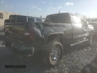2017 GMC Sierra 2500HD Denali z VIN 1GT12UEY6HF232938, wystawiony jako Copart lot #49150515 z przebiegiem 116 949 mil mil oraz Szkoda całkowita • Salvage title. Historia ofert i sprzedaży dostępna na DreamBid. Obrazek 3.
