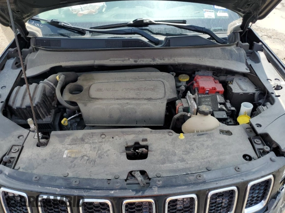 2019 Jeep Compass Latitude с VIN 3C4NJCBB2KT852018, выставлен на аукционе Copart как лот 51239815 с пробегом Не указан миль и Списание • Salvage title. История ставок и продаж доступна на DreamBid. Изображение 12.