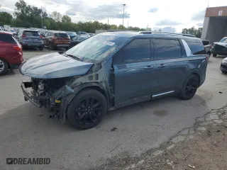 2022 Kia Carnival SX with VIN KNDNE5H39N6091132, listed as a Copart auction lot 70006644 with 63,958 mi miles and Salvage Title. Bid and sale history available at carsss.com. Image 1.