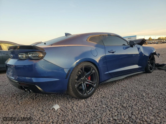 2019 Chevrolet Camaro 1SS with VIN 1G1FE1R73K0137057, listed as a Copart auction lot 86335504 with 33,960 mi miles and Salvage Title. Bid and sale history available at carsss.com. Image 3.