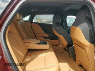 2023 Lucid Air Touring z VIN 50EA1TEA0PA003548, wystawiony jako Copart lot #54116365 z przebiegiem 25 535 mil mil oraz Szkody całkowita. Historia ofert i sprzedaży dostępna na DreamBid. Obrazek 10.