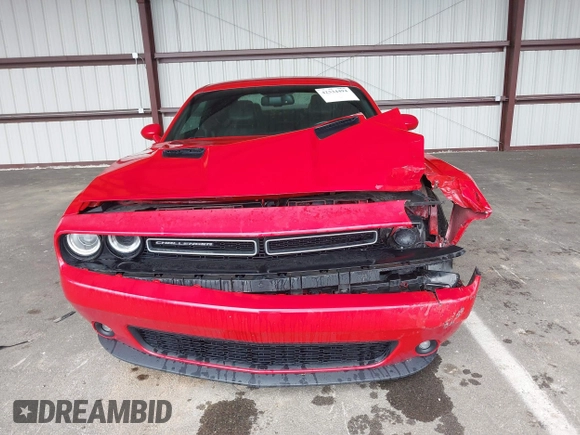 2016 Dodge Challenger SXT Plus z VIN 2C3CDZAG3GH114117, wystawiony jako IAAI lot #42334494 z przebiegiem 131 667 mil mil oraz . Historia ofert i sprzedaży dostępna na DreamBid. Obrazek 12.