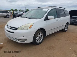 2004 Toyota Sienna XLE with VIN 5TDZA22CX4S141877, listed as a IAAI auction lot 42135971 with 219,688 mi miles. Bid and sale history available at carsss.com. Image 2.