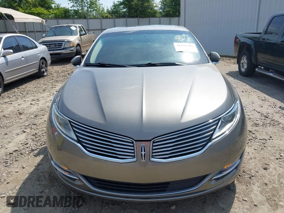 2015 Lincoln MKZ with VIN 3LN6L2GK9FR616272, listed as a IAAI auction lot 42142551 with Not Provided miles and . Bid and sale history available at DreamBid. Image 6.