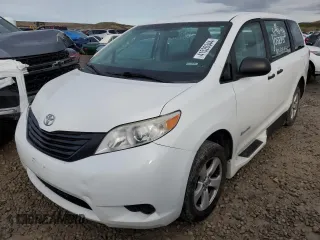 2012 Toyota Sienna with VIN 5TDZK3DC6CS266888, listed as a Copart auction lot 41526344 with 167,705 mi miles and Salvage title. Bid and sale history available at DreamBid. Image 1.