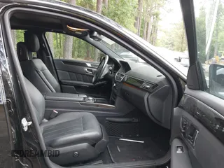 2010 Mercedes-Benz E 550 Luxury с VIN WDDHF9AB0AA125460, выставлен на аукционе IAAI как лот 42435400 с пробегом 120 925 миль миль и . История ставок и продаж доступна на DreamBid. Изображение 5.