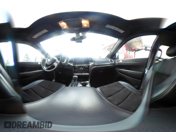 2019 Jeep Grand Cherokee Laredo E с VIN 1C4RJFAG3KC674406, выставлен на аукционе IAAI как лот 42389320 с пробегом 92 368 миль миль и . История ставок и продаж доступна на DreamBid. Изображение 18.