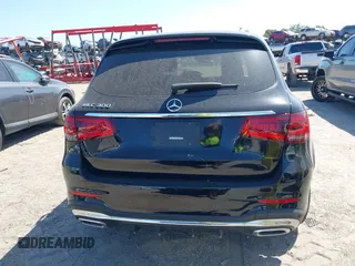 2022 Mercedes-Benz GLC 300 с VIN W1N0G8DB0NV346185, выставлен на аукционе IAAI как лот 42165180 с пробегом 21 782 миль миль и . История ставок и продаж доступна на DreamBid. Изображение 16.