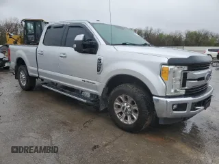 2017 Ford F-250 XL with VIN 1FT7W2AT2HEB73907, listed as a Copart auction lot 50268335 with 206,368 mi miles and Salvage title. Bid and sale history available at DreamBid. Image 4.