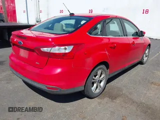 2012 Ford Focus SEL with VIN 1FAHP3H23CL291253, listed as a IAAI auction lot 42044902 with 184,716 mi miles. Bid and sale history available at carsss.com. Image 4.