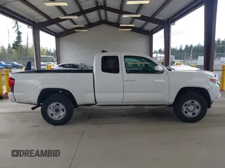 2021 Toyota Tacoma SR с VIN 3TYRX5GN8MT005858, выставлен на аукционе IAAI как лот 42022056 с пробегом 59 608 миль миль и . История ставок и продаж доступна на DreamBid. Изображение 14.
