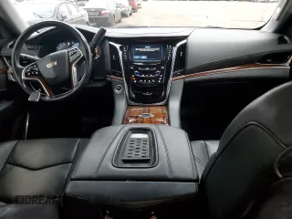 2016 Cadillac Escalade Luxury Collection z VIN 1GYS4BKJ7GR155613, wystawiony jako Copart lot #85775264 z przebiegiem 138 790 mil mil oraz Szkody całkowita. Historia ofert i sprzedaży dostępna na DreamBid. Obrazek 8.