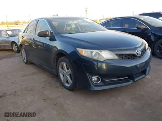 2014 Toyota Camry L with VIN 4T1BF1FK1EU473021, listed as a IAAI auction lot 41781634 with 234,171 mi miles. Bid and sale history available at carsss.com. Image 1.