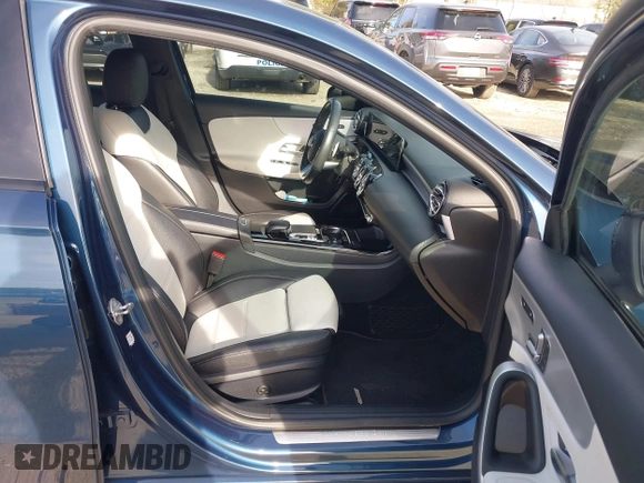2020 Mercedes-Benz A 220 с VIN WDD3G4FB2LW036952, выставлен на аукционе IAAI как лот 41880993 с пробегом 64 446 миль миль и . История ставок и продаж доступна на DreamBid. Изображение 5.