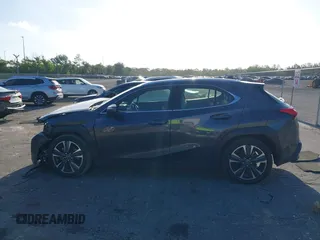 2022 Lexus UX 200 с VIN JTHX3JBH3N2051968, выставлен на аукционе IAAI как лот 41965962 с пробегом 12 722 миль миль и . История ставок и продаж доступна на DreamBid. Изображение 14.