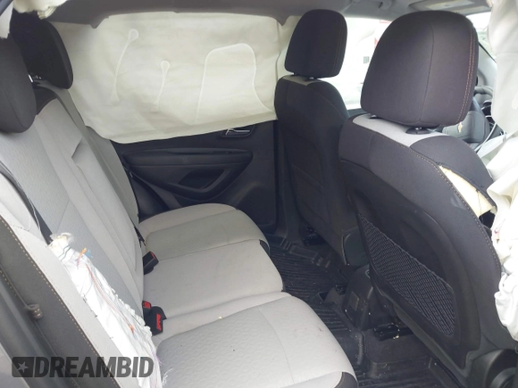 2020 Chevrolet Trax LS с VIN 3GNCJKSB3LL293007, выставлен на аукционе IAAI как лот 42159745 с пробегом 31 226 миль миль и . История ставок и продаж доступна на DreamBid. Изображение 8.