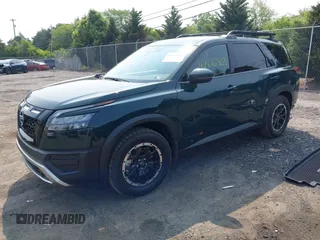 2025 Nissan Pathfinder Rock Creek with VIN 5N1DR3BD6SC239123, listed as a IAAI auction lot 42476803 with 637 mi miles and . Bid and sale history available at DreamBid. Image 2.
