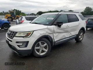 2017 Ford Explorer XLT with VIN 1FM5K8DH8HGC59185, listed as a Copart auction lot 62976445 with 139,304 mi miles and Salvage title. Bid and sale history available at DreamBid. Image 1.
