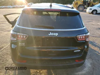 2022 Jeep Compass Latitude with VIN 3C4NJCBB4NT113575, listed as a Copart auction lot 81976144 with Not Provided miles and Non Repairable. Bid and sale history available at carsss.com. Image 6.