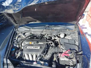 2006 Honda Accord Cpe LX with VIN 1HGCM72386A010281, listed as a IAAI auction lot 41343557 with 199,706 mi miles. Bid and sale history available at carsss.com. Image 10.
