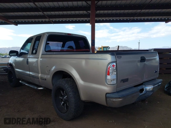 1999 Ford Super Duty F-250 XL with VIN 1FTNX20S3XED46555, listed as a IAAI auction lot 42074927 with 160,405 mi miles. Bid and sale history available at carsss.com. Image 3.