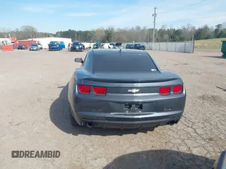 2011 Chevrolet Camaro 2LS с VIN 2G1FA1ED7B9145921, выставлен на аукционе IAAI как лот 41882713 с пробегом 222 577 миль миль и . История ставок и продаж доступна на DreamBid. Изображение 17.