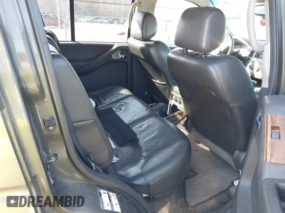 2005 Nissan Pathfinder SE with VIN 5N1AR18U45C740630, listed as a IAAI auction lot 41597662 with 267,781 mi miles. Bid and sale history available at carsss.com. Image 8.