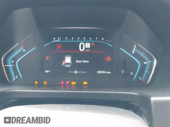 2021 Honda Odyssey Touring with VIN 5FNRL6H80MB010952, listed as a IAAI auction lot 42080412 with 90,594 mi miles and . Bid and sale history available at DreamBid. Image 7.