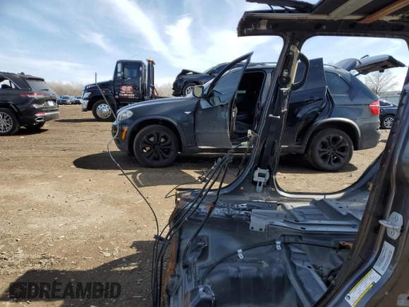 2015 Dodge Durango R/T with VIN 1C4SDJCTXFC771873, listed as a Copart auction lot 48987695 with Not provided miles and Non repairable. Bid and sale history available at DreamBid. Image 7.