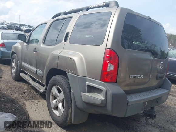 2005 Nissan Xterra S with VIN 5N1AN08U95C635085, listed as a IAAI auction lot 41806846 with 205,559 mi miles. Bid and sale history available at carsss.com. Image 3.