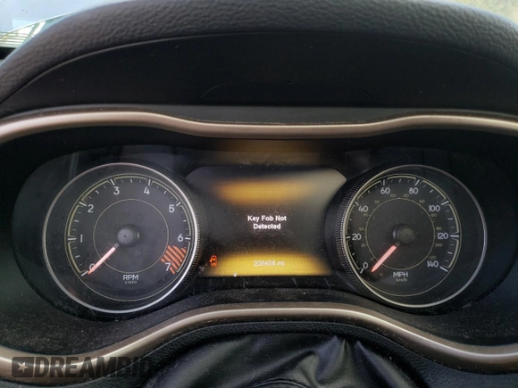 2014 Jeep Cherokee Limited with VIN 1C4PJLDBXEW133054, listed as a Copart auction lot 46946375 with 206,458 mi miles and Clean Title. Bid and sale history available at carsss.com. Image 9.
