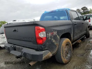 2015 Toyota Tundra SR5 z VIN 5TFDW5F15FX433715, wystawiony jako Copart lot #51259785 z przebiegiem 212 583 mil mil oraz Szkoda całkowita • Salvage title. Historia ofert i sprzedaży dostępna na DreamBid. Obrazek 3.