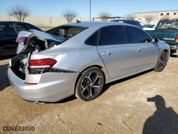 2021 Volkswagen Passat 2.0T R-Line with VIN 1VWMA7A31MC014717, listed as a Copart auction lot 84473574 with 22,971 mi miles and Salvage Title. Bid and sale history available at carsss.com. Image 3.