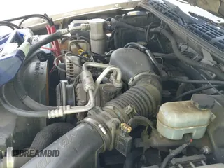 2000 Chevrolet S-10 LS with VIN 1GCCS19W1Y8258965, listed as a IAAI auction lot 42650532 with Not provided miles and . Bid and sale history available at DreamBid. Image 12.