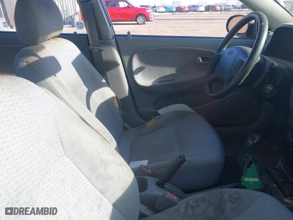 2001 Kia Rio with VIN KNADC123516046473, listed as a IAAI auction lot 41453919 with 193,582 mi miles. Bid and sale history available at carsss.com. Image 5.