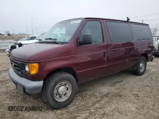 2004 Ford Econoline Passenger XL with VIN 1FMRE11W84HB06796, listed as a Copart auction lot 83033154 with 293,570 mi miles and Salvage Title. Bid and sale history available at DreamBid. Image 1.